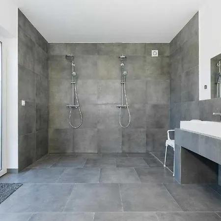 Villa Bella Zastan Sauna & Jacuzzi *